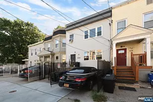 220 Delaware Ave, Jersey City, NJ 07306 - Photo 30