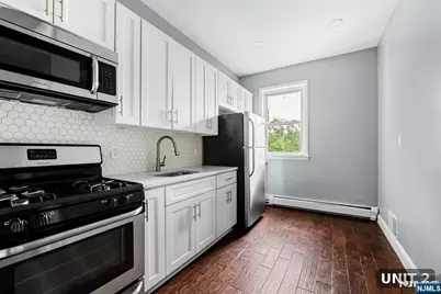 220 Delaware Avenue, Jersey City, NJ 07306 - Photo 24