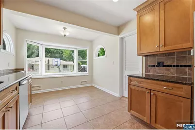 164 Gordon Court, Oradell, NJ 07649 - Photo 12