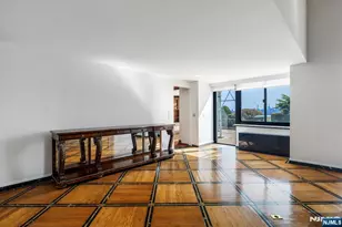 200 Old Palisade Road Th5, Fort Lee, NJ 07024 - Photo 8