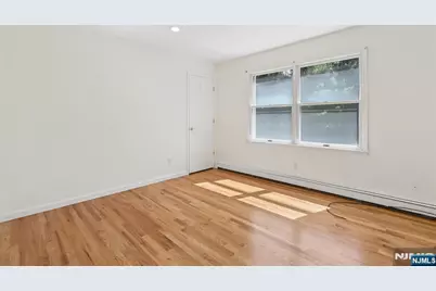 2 W Gate Road, Saddle River, NJ 07458 - Photo 18