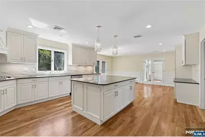 2 W Gate Road, Saddle River, NJ 07458 - Photo 16