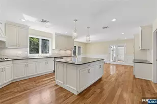 2 W Gate Rd, Saddle River, NJ 07458 - Photo 16