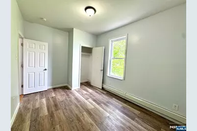 195 22nd Street, Irvington, NJ 07111 - Photo 8