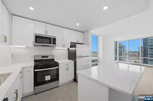 20 Newport Parkway 2012, Jersey City, NJ 07310 - Photo 26