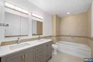 20 Newport Parkway 2012, Jersey City, NJ 07310 - Photo 12