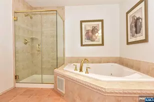 804 Fieldstone Terrace, Wyckoff Township, NJ 07481 - Photo 24