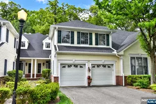 804 Fieldstone Terrace, Wyckoff Township, NJ 07481 - Photo 2