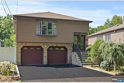 286 Gilbert Avenue, Elmwood Park, NJ 07407 - Photo 1