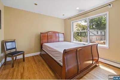 286 Gilbert Avenue, Elmwood Park, NJ 07407 - Photo 18