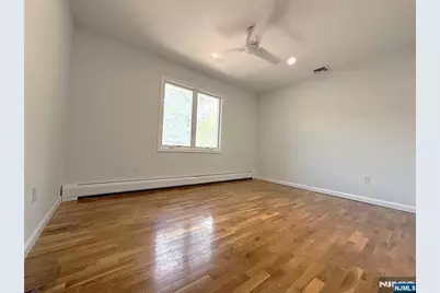 508 Glen Avenue B #B, Palisades Park, NJ 07650 - Photo 10
