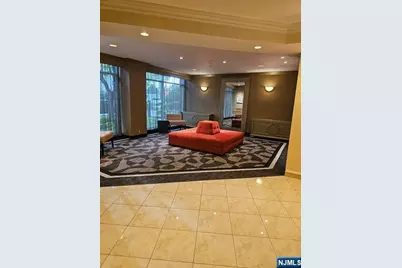 2200 N Central Road 2V #2V, Fort Lee, NJ 07024 - Photo 12
