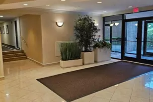 2200 N Central Road 2V, Fort Lee, NJ 07024 - Photo 16