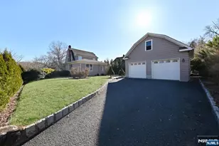 217 Elmwood Ave, Ho Ho Kus, NJ 07423 - Photo 28