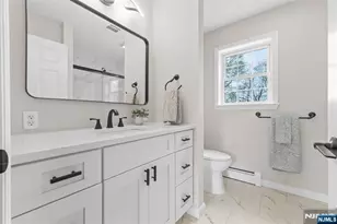128 Big Piece Rd, Fairfield, NJ 07004 - Photo 18