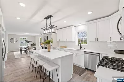 128 Big Piece Road, Fairfield, NJ 07004 - Photo 6