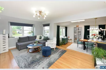 12-59 Edward Street, Fair Lawn, NJ 07410 - Photo 2