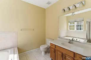 102 Hummingbird Dr, Trenton, NJ OTHER - Photo 32