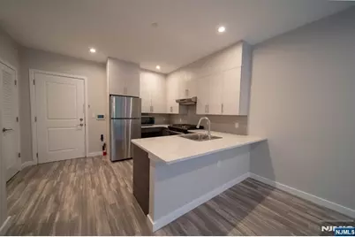 62 Broadway 205 #205, Woodcliff Lake, NJ 07677 - Photo 2