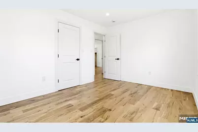 48 Kendall Drive, Sayreville, NJ 08859 - Photo 24