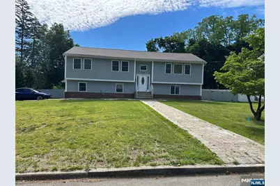 2 Hastings Road, Parsippany, NJ 07950 - Photo 2