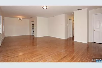 10 S Irving Street 9B #9B, Ridgewood, NJ 07450 - Photo 10