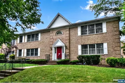 10 S Irving Street 9B #9B, Ridgewood, NJ 07450 - Photo 1