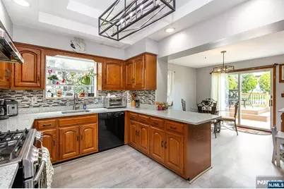 200 Washington Avenue, Clifton, NJ 07011 - Photo 12