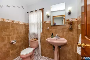 200 Washington Ave, Clifton, NJ 07011 - Photo 18