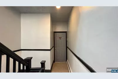 397 Avenue C 303 #303, Bayonne, NJ 07002 - Photo 2