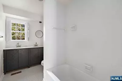 154 N Franklin Turnpike, Ho Ho Kus, NJ 07423 - Photo 10