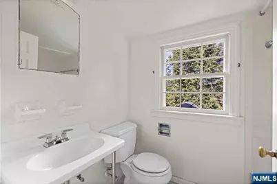 154 N Franklin Turnpike, Ho Ho Kus, NJ 07423 - Photo 14
