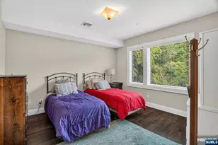 14 Hooks Ln, Edgewater, NJ 07020 - Photo 18