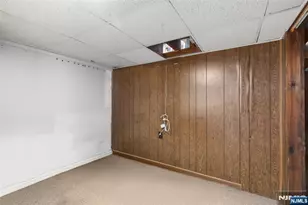 16 Summit Rd, Clifton, NJ 07012 - Photo 26