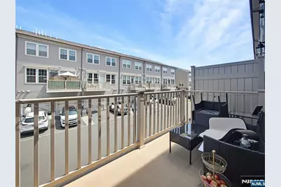 44 Leahy Drive, Wood Ridge, NJ 07075 - Photo 18