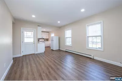 238 Van Avenue, Pompton Lakes, NJ 07442 - Photo 26