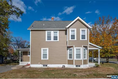 238 Van Avenue, Pompton Lakes, NJ 07442 - Photo 4