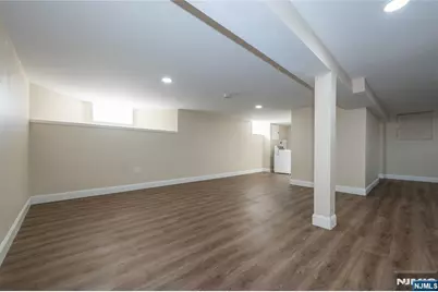 238 Van Avenue, Pompton Lakes, NJ 07442 - Photo 34