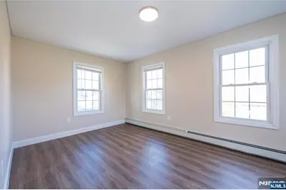 238 Van Avenue, Pompton Lakes, NJ 07442 - Photo 20