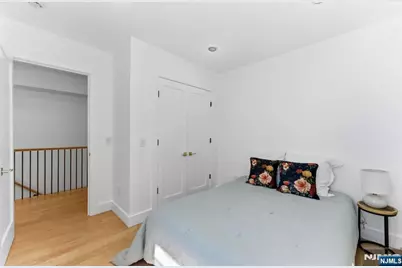 113 Oak Street, Jersey City, NJ 07304 - Photo 16