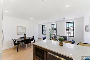 113 Oak St, Jersey City, NJ 07304 - Photo 6