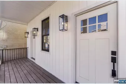 113 Oak Street, Jersey City, NJ 07304 - Photo 10