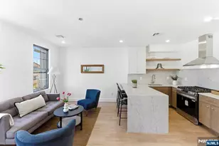 113 Oak St, Jersey City, NJ 07304 - Photo 8