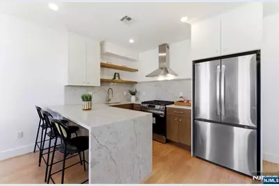 113 Oak Street, Jersey City, NJ 07304 - Photo 12