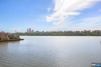 345 The Promenade, Edgewater, NJ 07020 - Photo 2
