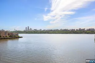 345 The Promenade, Edgewater, NJ 07020 - Photo 2