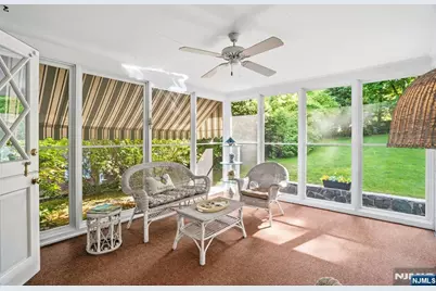 34 Hillside Avenue, Glen Rock, NJ 07452 - Photo 22