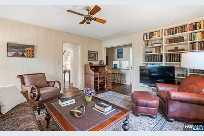 34 Hillside Avenue, Glen Rock, NJ 07452 - Photo 20