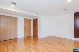 17 Meadow Road 302, Rutherford, NJ 07070 - Photo 8
