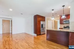 17 Meadow Road 302, Rutherford, NJ 07070 - Photo 10